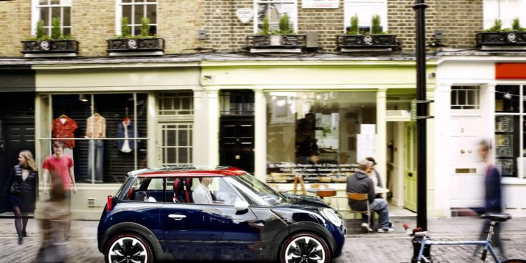 Novo MINI eléctrico será apresentado no salão de Frankfurt! 18