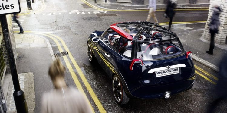 Novo MINI eléctrico será apresentado no salão de Frankfurt! 16