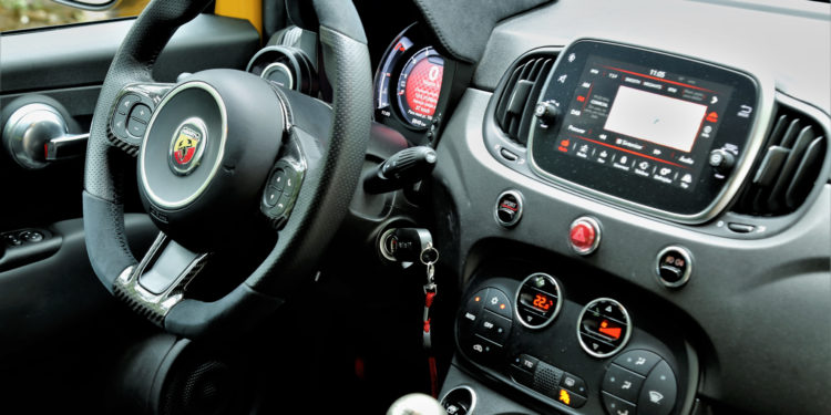 Abarth 595 Competizione: O regresso do "Tenore" italiano! 53