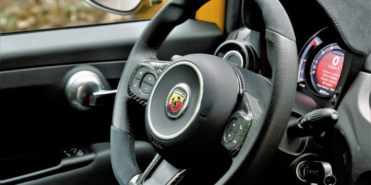 Abarth 595 Competizione: O regresso do "Tenore" italiano! 52