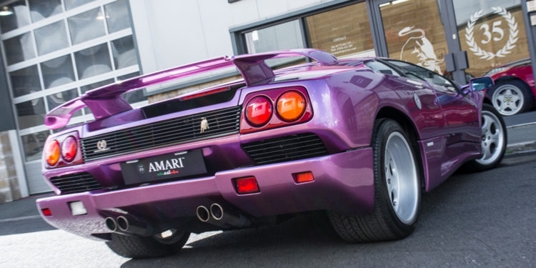 Já podem comprar o Lamborghini Diablo do Jay Kay! 17