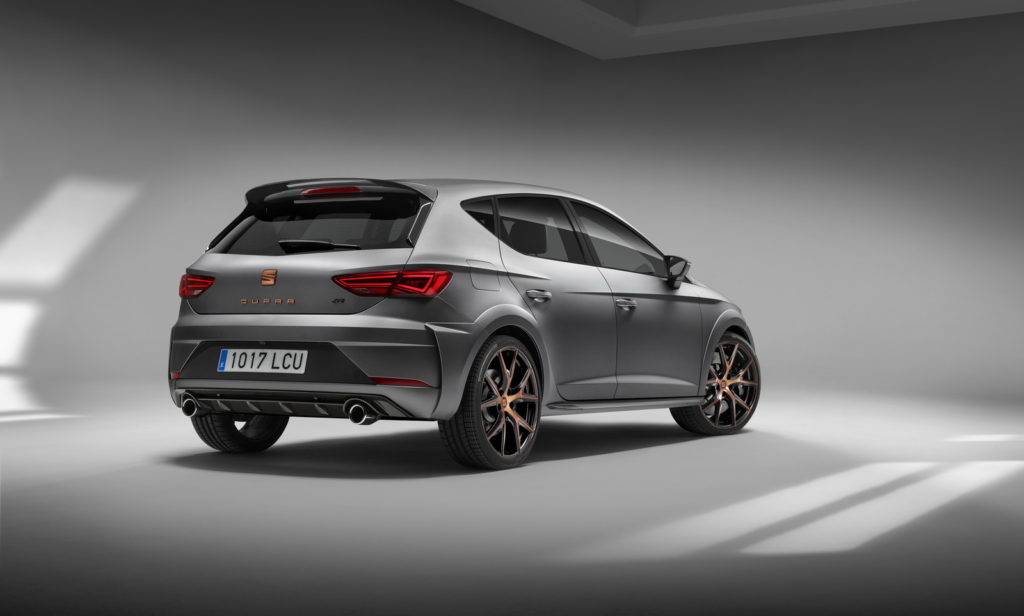 Novo SEAT Leon Cupra R é o SEAT de estrada mais potente de sempre! 15