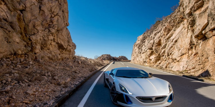 Rimac está a trabalhar num novo super carro eléctrico! 18