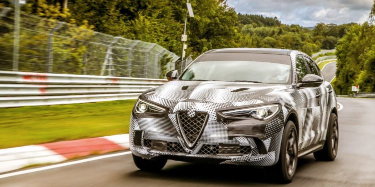 O Alfa Romeo Stelvio Quadrifolgio é o SUV mais rápido de Nurburgring! 21