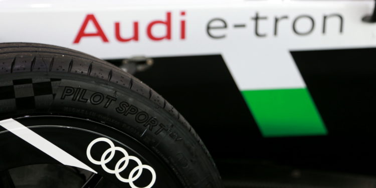 Audi revela o E-Tron FE04 a aposta para a Formula E! 38
