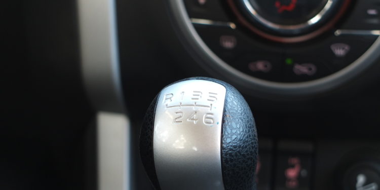 Isuzu D-Max LS 1.9 DOHC: Durabilidade e flexibilidade! 27