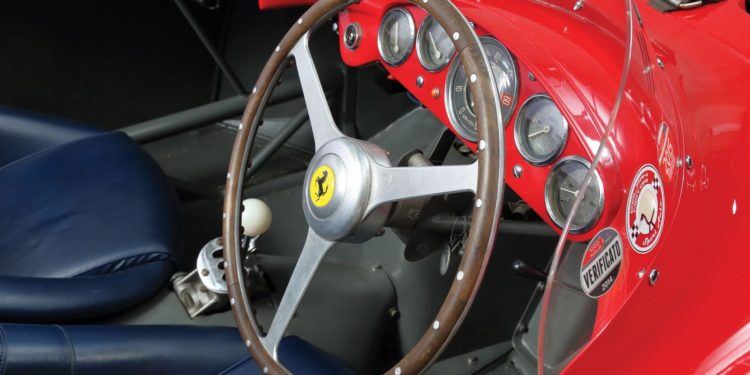 Ferrari 750 Monza de 1955 ganhou um novo dono por mais de 3 milhões de Euros! 42