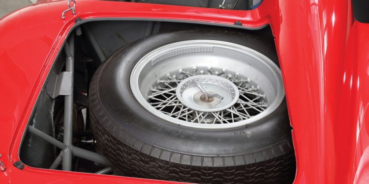 Ferrari 750 Monza de 1955 ganhou um novo dono por mais de 3 milhões de Euros! 23