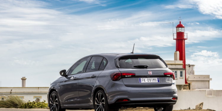 FIAT Tipo recebe versão "S-Design"! 18