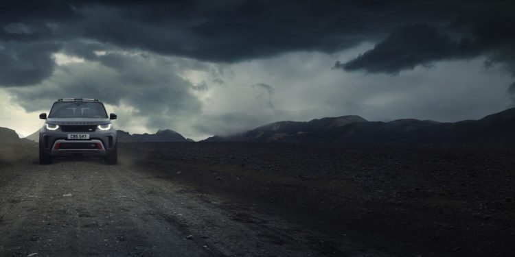 Land Rover lança Discovery SVX com 525cv focado no Todo-o-Terreno! 25