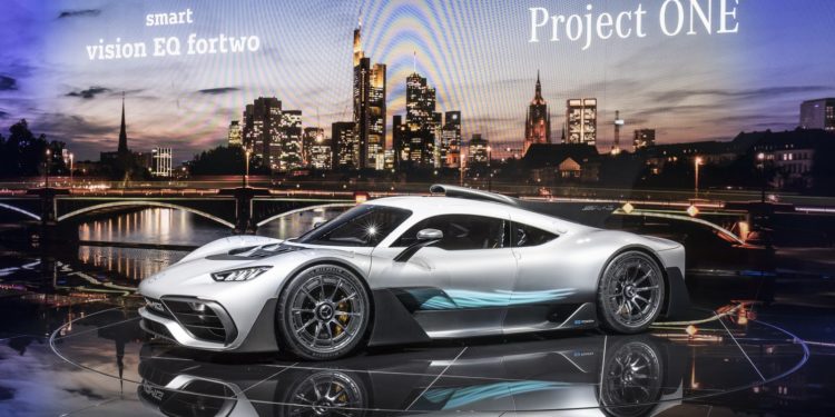 Mercedes-AMG Project One revelado em Frankfurt! 42