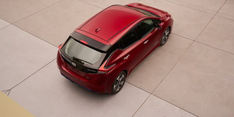Novo Nissan Leaf com versão Nismo? 13