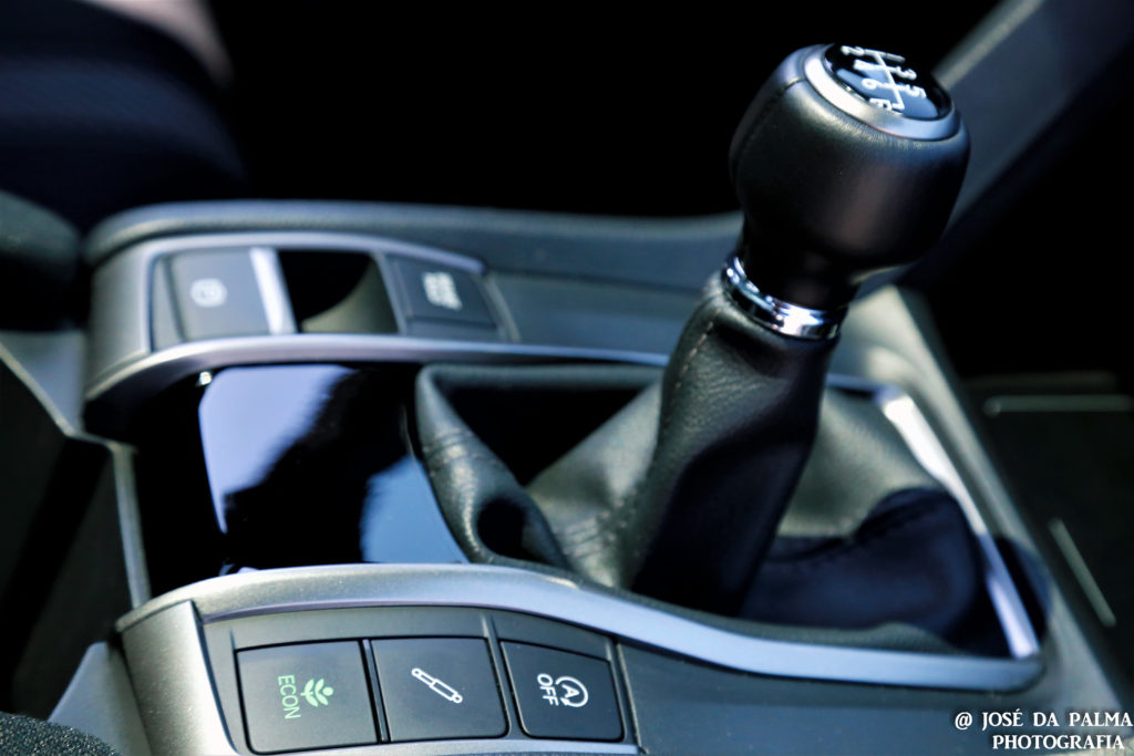 Honda Civic Sport Plus 1.5 VTEC: O legado VTEC! 25