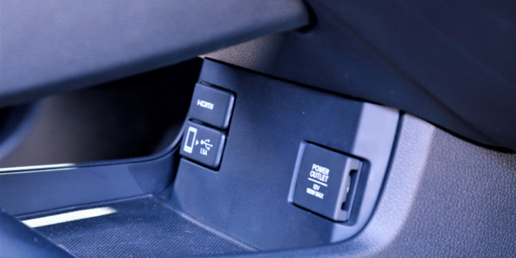 Honda Civic Sport Plus 1.5 VTEC: O legado VTEC! 82