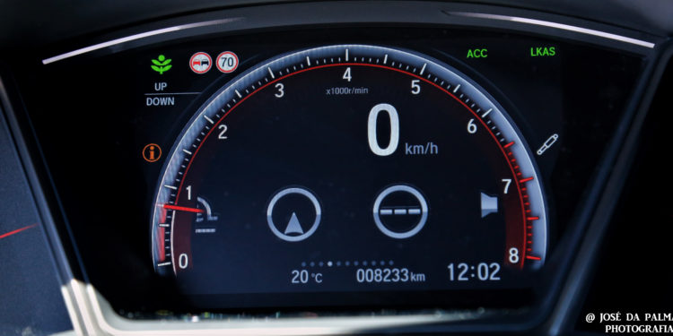 Honda Civic Sport Plus 1.5 VTEC: O legado VTEC! 36