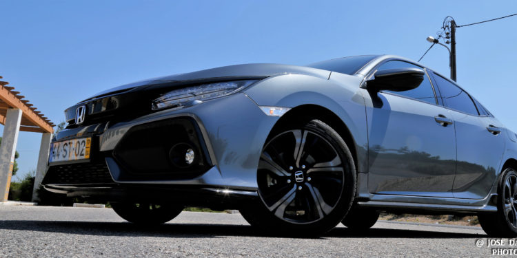 Honda Civic Sport Plus 1.5 VTEC: O legado VTEC! 28