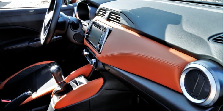 Nissan Micra 0.9 tCe BOSE: A evolução do Legado! 36