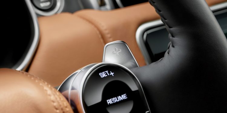 Range Rover recebe facelift com nova versão híbrida plug-in! 47