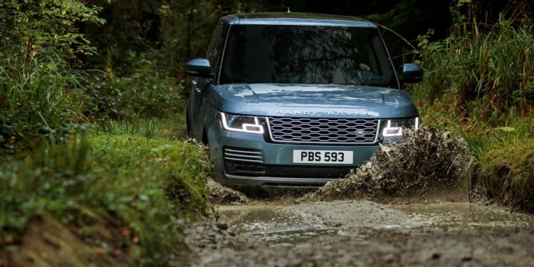 Range Rover recebe facelift com nova versão híbrida plug-in! 40