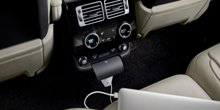 Range Rover recebe facelift com nova versão híbrida plug-in! 50