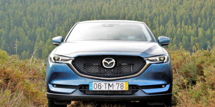 Mazda CX-5 2.2 SKYACTIV-D 4X2 Evolve AT: Eficiência elegante! 50