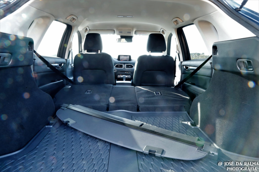 Mazda CX-5 2.2 SKYACTIV-D 4X2 Evolve AT: Eficiência elegante! 21