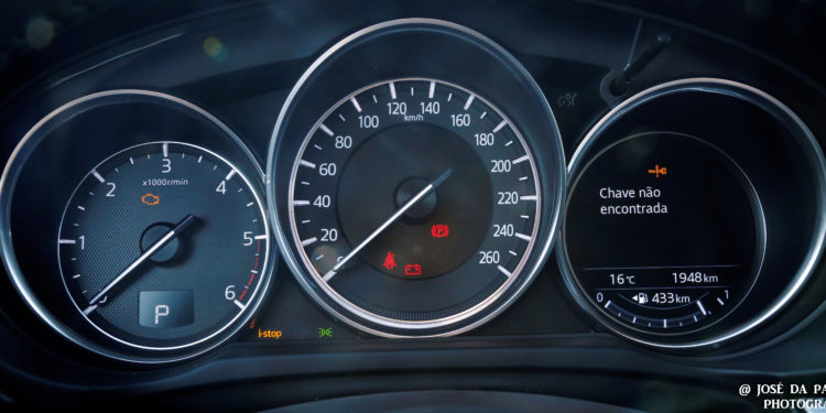 Mazda CX-5 2.2 SKYACTIV-D 4X2 Evolve AT: Eficiência elegante! 37