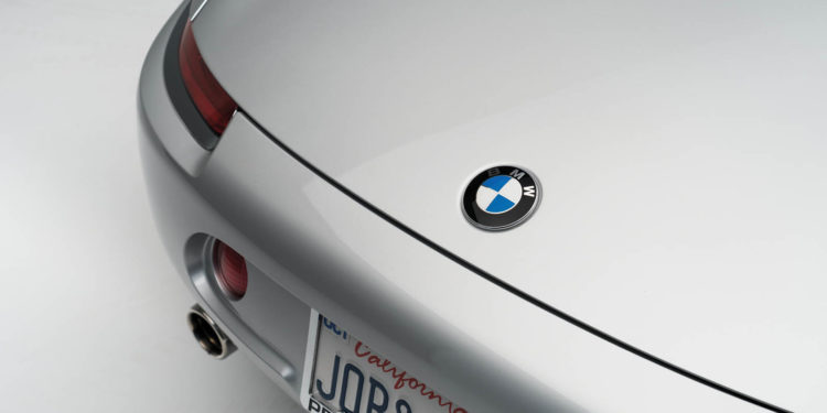 Este é o BMW Z8 de Steve Jobs! 28