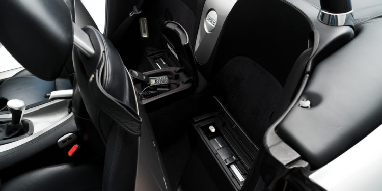 Este é o BMW Z8 de Steve Jobs! 24