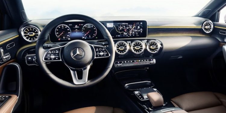 Mercedes pretende aumento de qualidade e estilo nos próximos interiores! 18