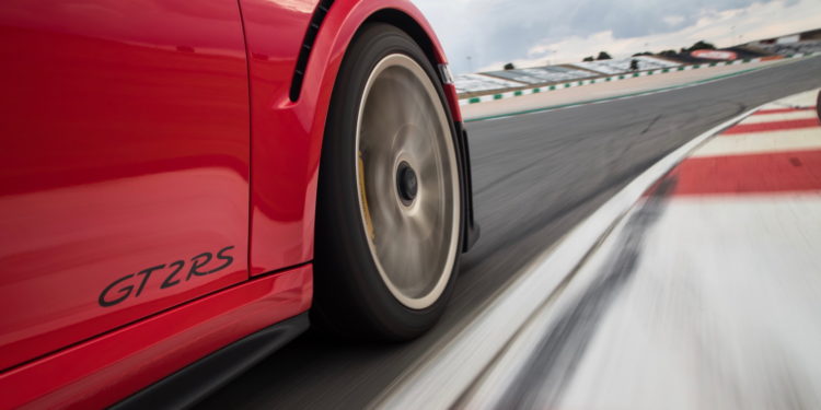 O Porsche 911 GT2 RS esteve em Portugal com Walter Rorhl e Mark Webber! 51