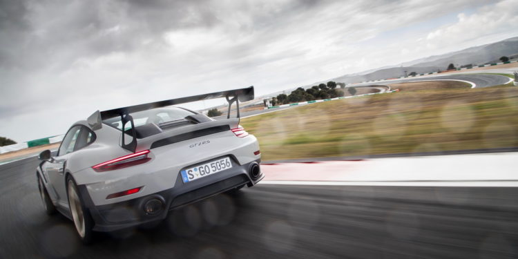 O Porsche 911 GT2 RS esteve em Portugal com Walter Rorhl e Mark Webber! 44