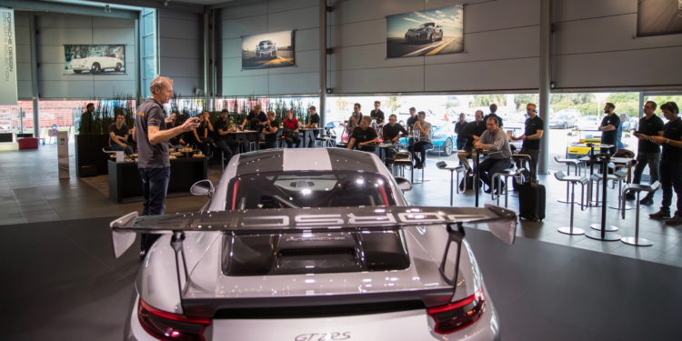 O Porsche 911 GT2 RS esteve em Portugal com Walter Rorhl e Mark Webber! 17