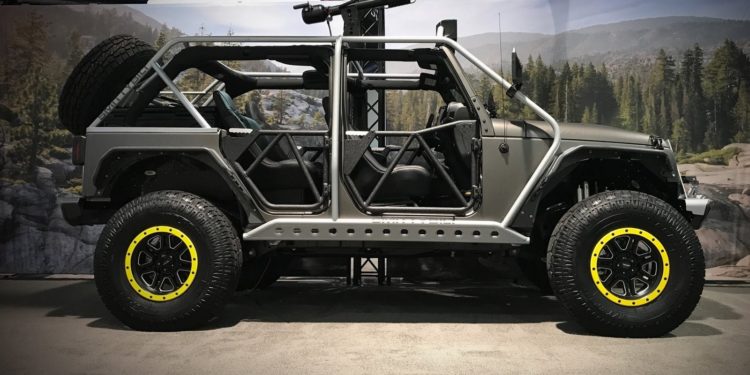 Alpine transforma Jeep Wrangler! 15