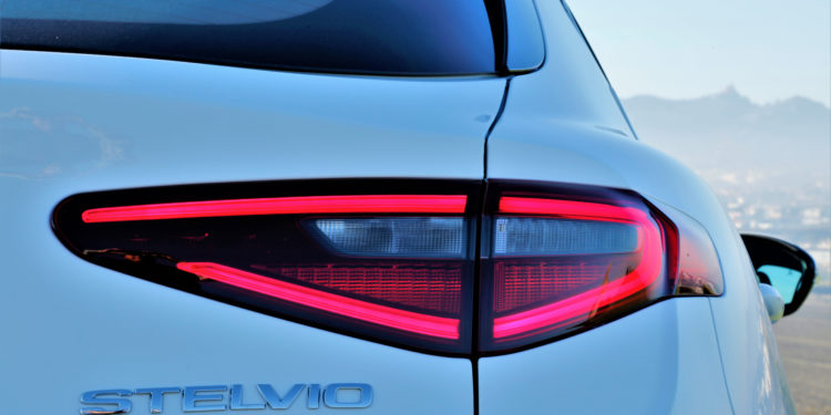 Alfa Romeo Stelvio Super 2.2 JTDM 210CV Q4: Performance Perfeita! 44