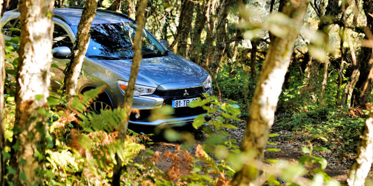 Novo Mitsubishi ASX 1.6 DI-D Intens: Valor seguro! 27