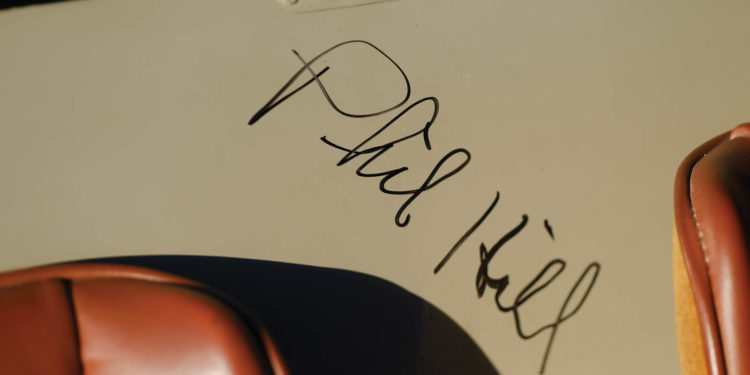 Este Jaguar C-Type vai a leilão e não será barato! 37