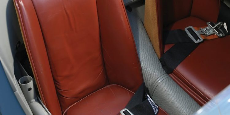 Este Jaguar C-Type vai a leilão e não será barato! 35