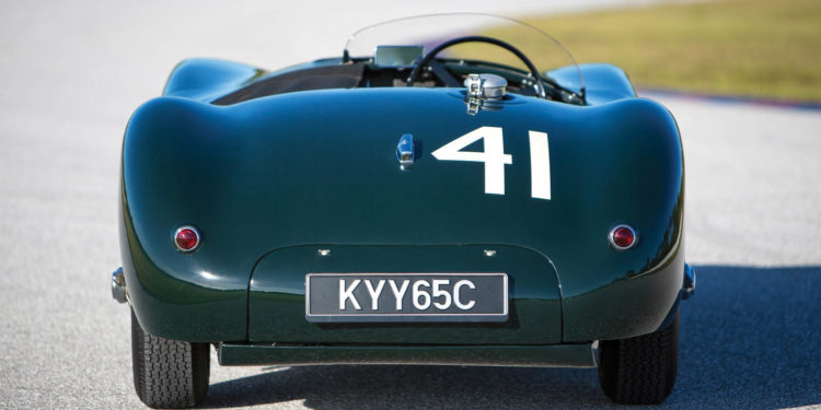 Este Jaguar C-Type vai a leilão e não será barato! 32