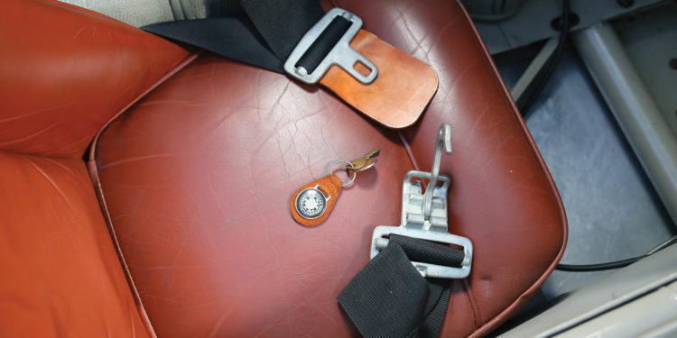 Este Jaguar C-Type vai a leilão e não será barato! 14