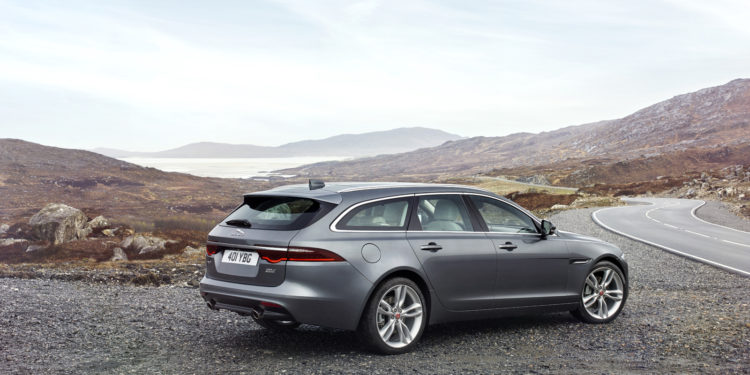 O maior cliente da Jaguar encomendou 30 Jaguar XF Sportbrake! 18