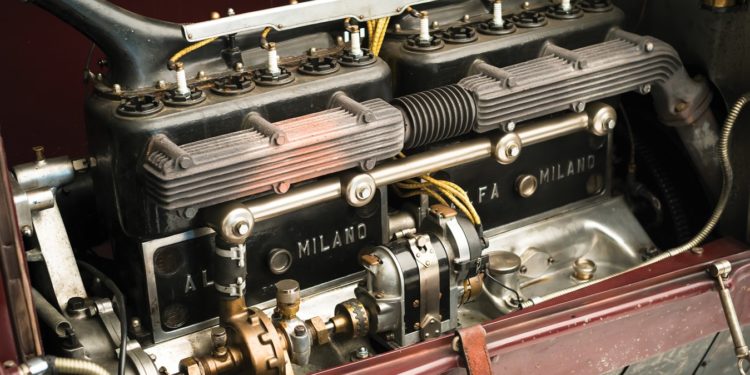 Primeiro Alfa Romeo poderá ser vendido por mais de 1 milhão! 21