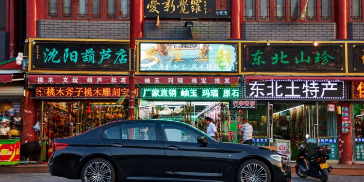 BMW é a marca premium mais vendida na China! 15