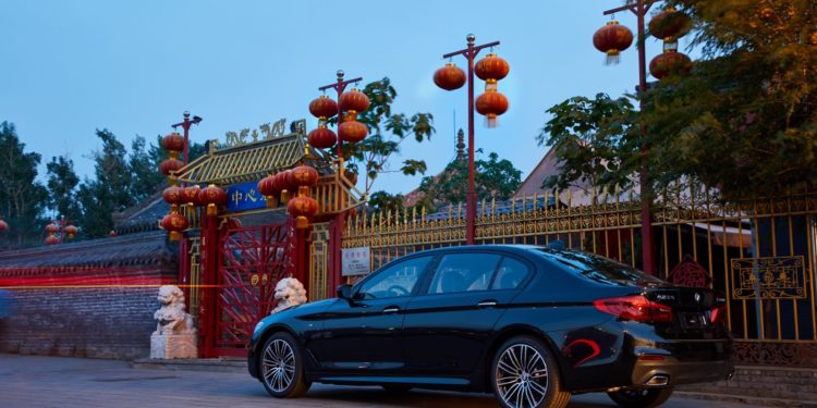 BMW é a marca premium mais vendida na China! 14