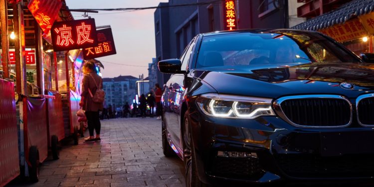 BMW é a marca premium mais vendida na China! 13