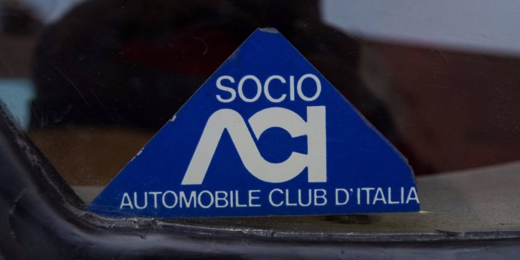 Este Lancia Stratos de 1974 vai ser vendido! 32