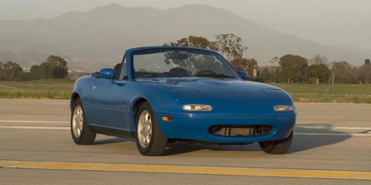 Mazdas MX-5 NA restaurados a caminho do salão de Tóquio! 13