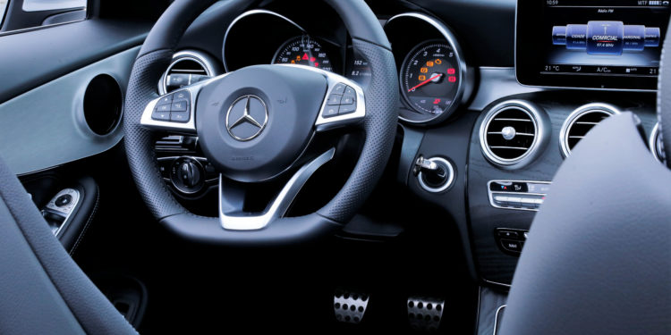 Mercedes C 180 Cabrio AMG: Exuberância de cabelos ao vento! 51