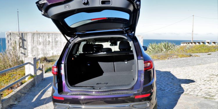 Renault Koleos Initiale Paris 2.0 dCi 4X2: Um SUV à parte! 47