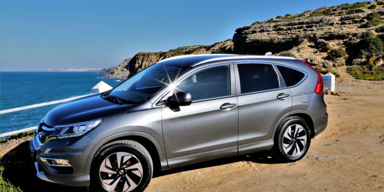 Honda CR-V 1.6 I-DTEC: Espaçoso e Equilibrado! 48